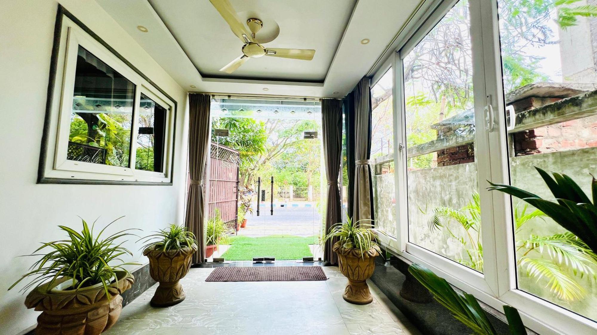 Bluo Lake View Newtown - Boutique Hotel Kolkata Bagian luar foto