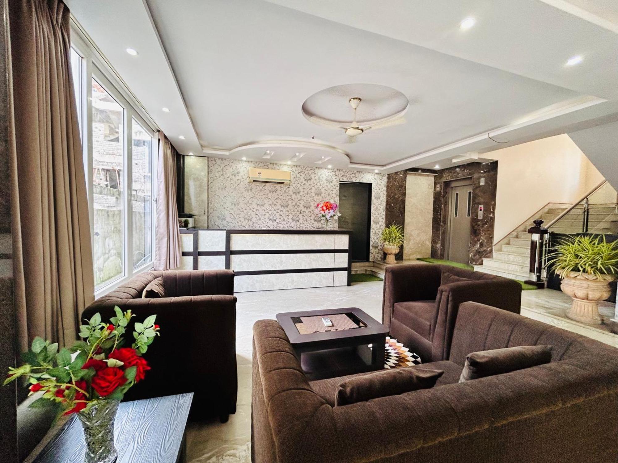 Bluo Lake View Newtown - Boutique Hotel Kolkata Bagian luar foto